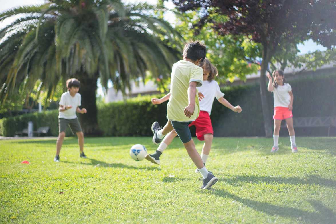 kids playing