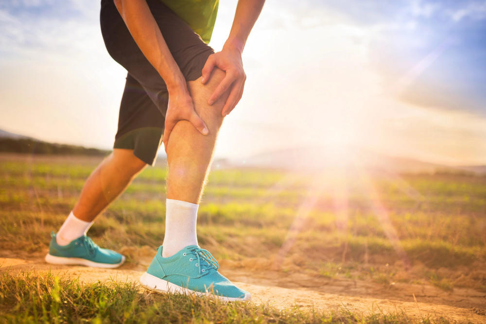 7 Chiropractic Methods to End Knee Pain Without Surgery